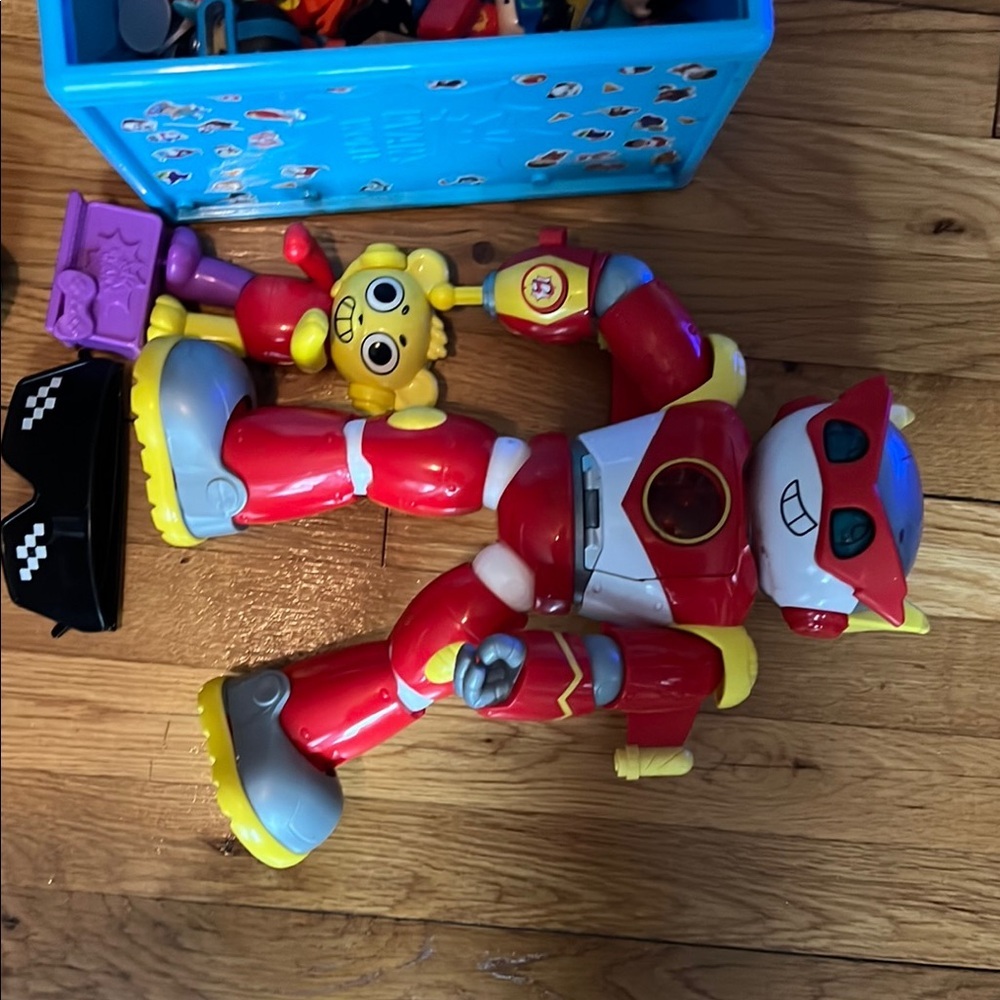 Ryan’s world toy vault bundle + Red and Yellow Robot Toy - Picture 3 of 5
